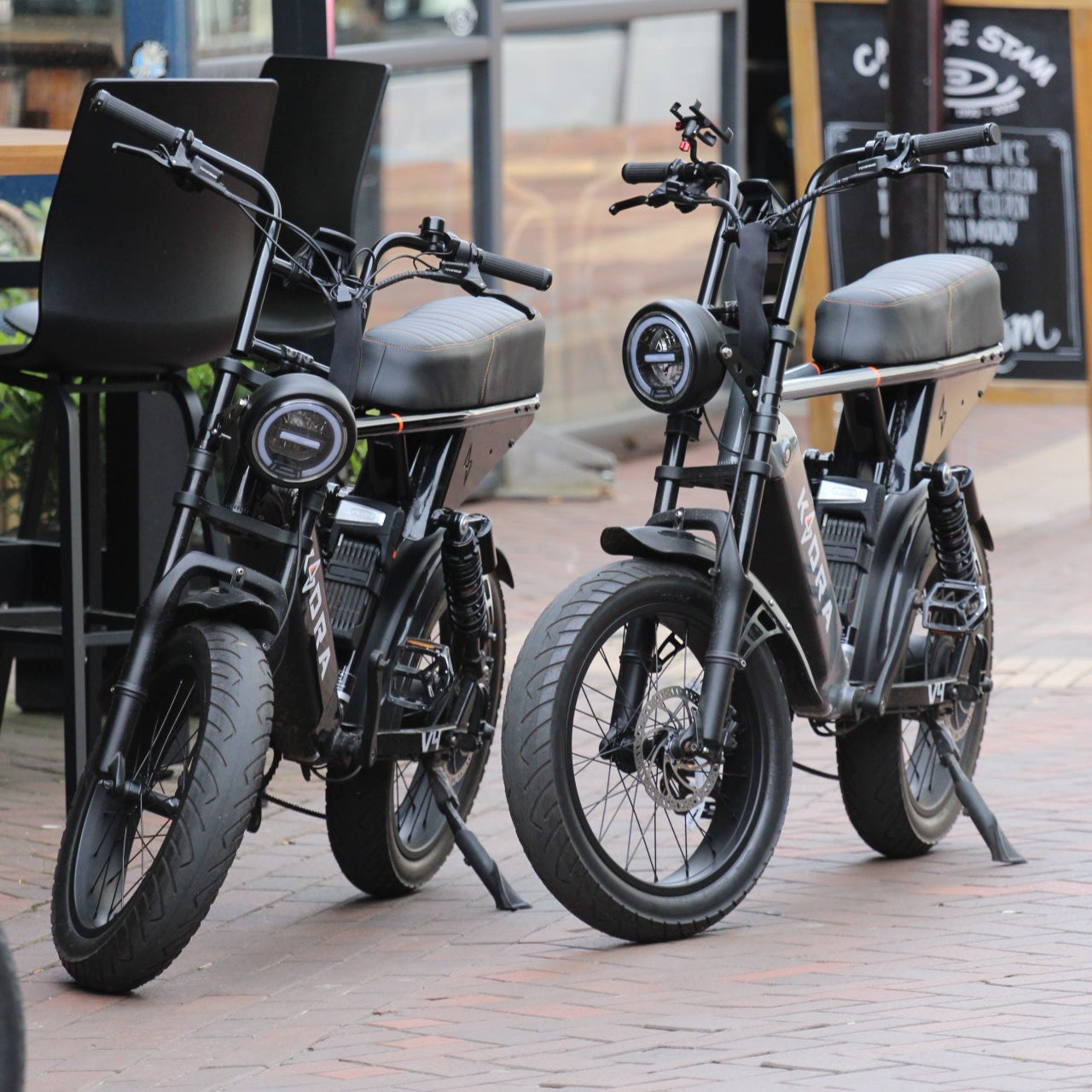 Onze kwalitatieve elektrische fatbikes zijn volledig legaal en voldoen aan alle Nederlandse regelgeving. Daarnaast bieden wij snelle after service, zodat u altijd kunt rekenen op ondersteuning en onderhoud wanneer dat nodig is